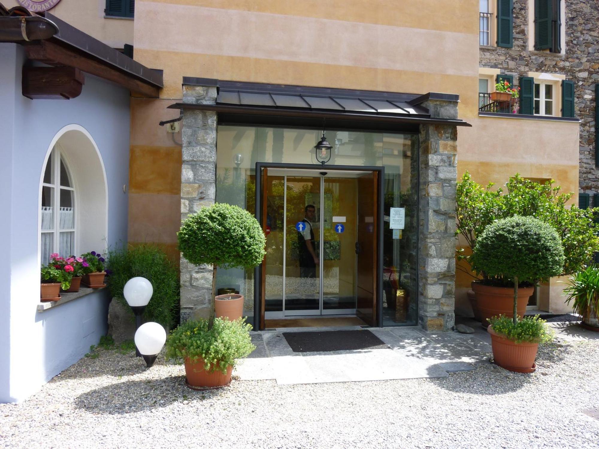 Hotel Antica Stallera กันโนบีโอ ภายนอก รูปภาพ