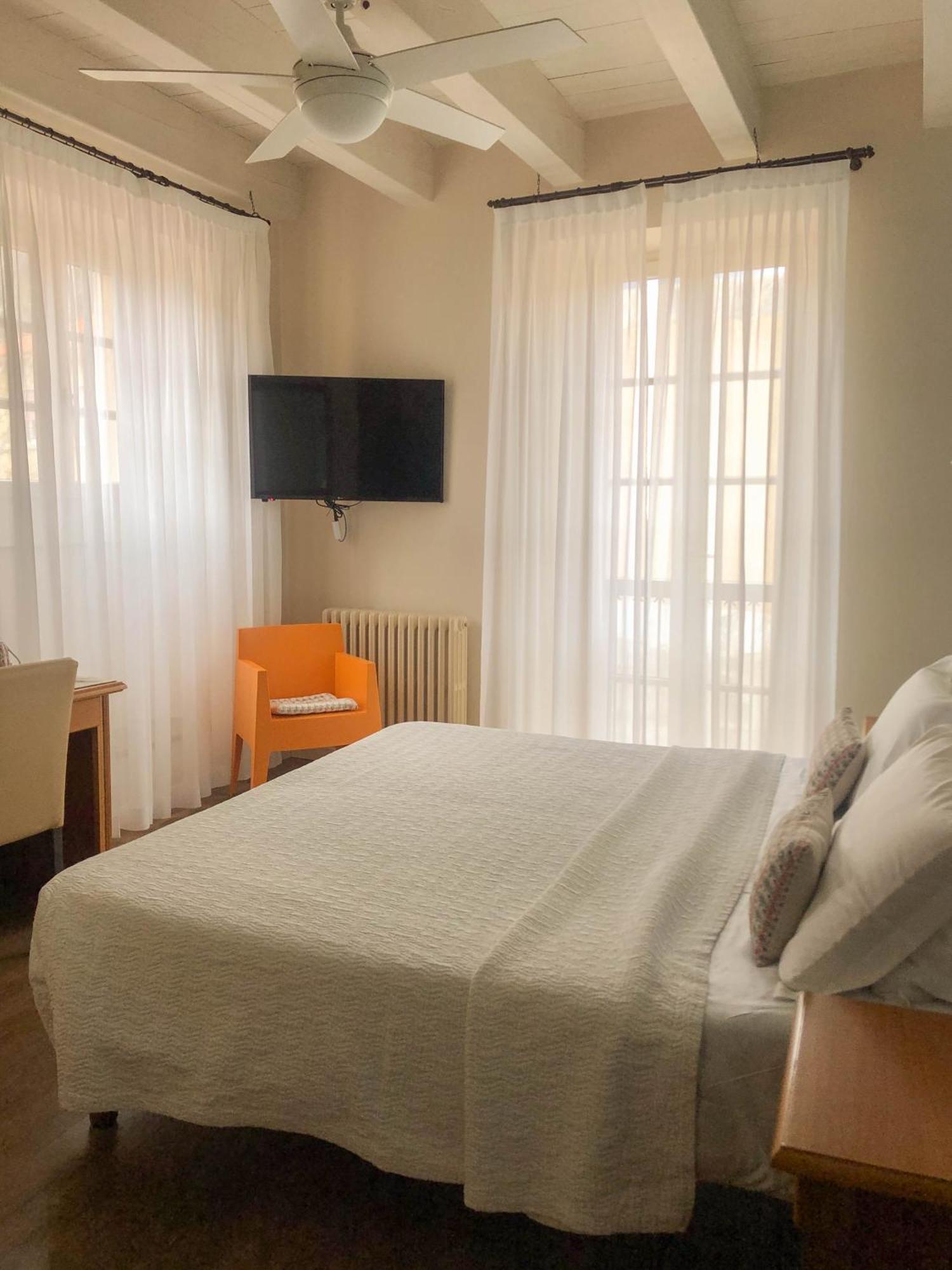 Hotel Antica Stallera กันโนบีโอ ภายนอก รูปภาพ