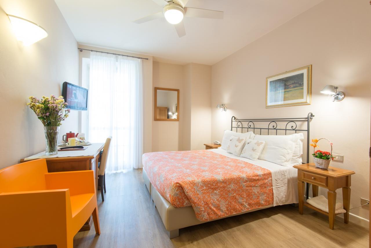 Hotel Antica Stallera กันโนบีโอ ภายนอก รูปภาพ